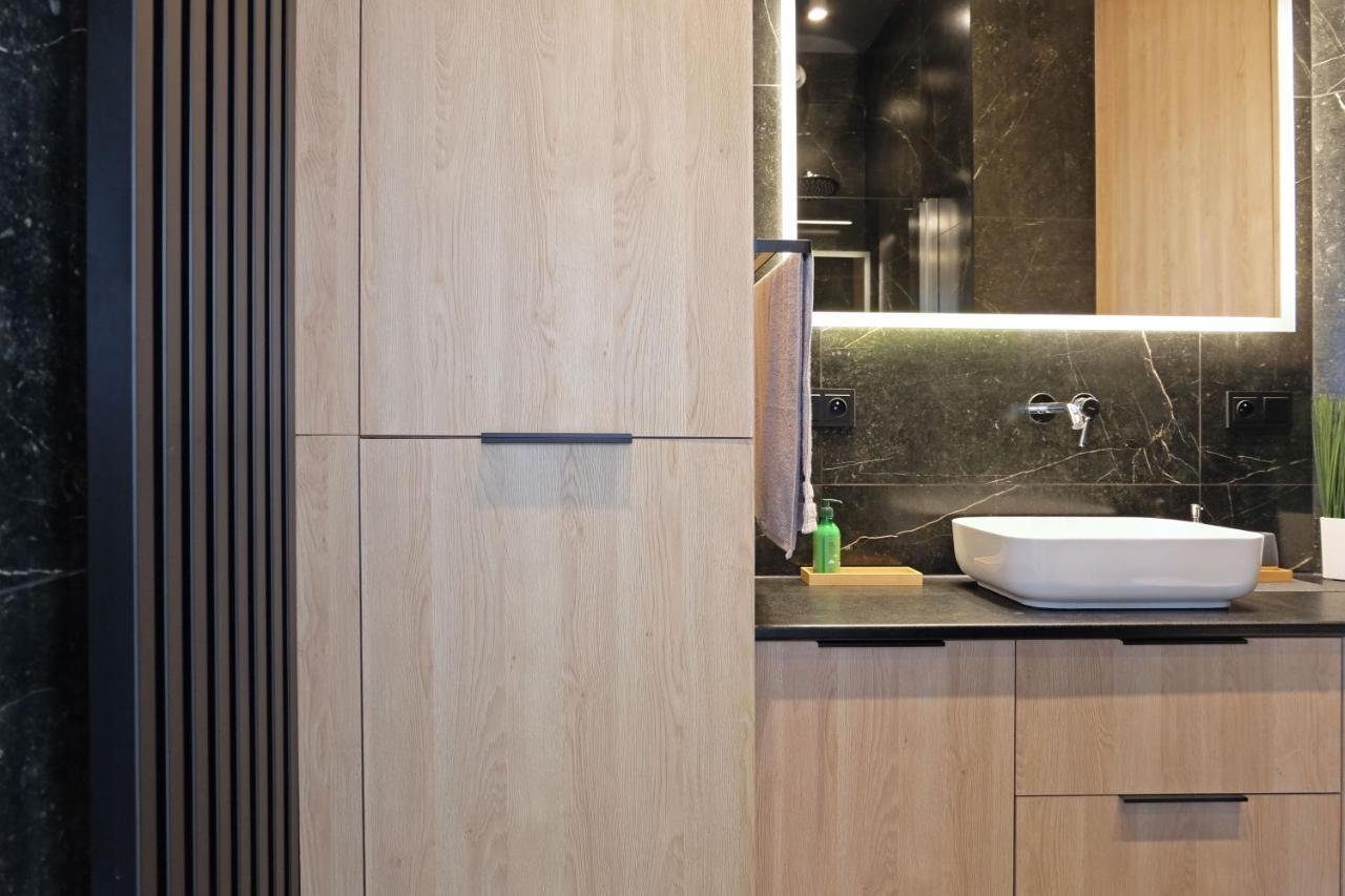 Hanza Tower - Luxurious Apartment 60M2 - 15Th Floor City View Szczecin Exteriör bild
