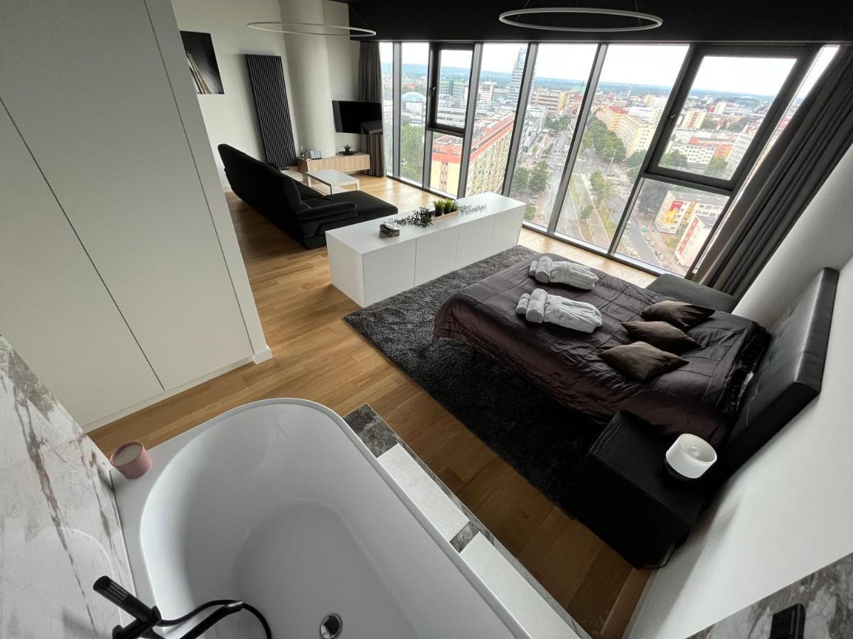 Hanza Tower - Luxurious Apartment 60M2 - 15Th Floor City View Szczecin Exteriör bild
