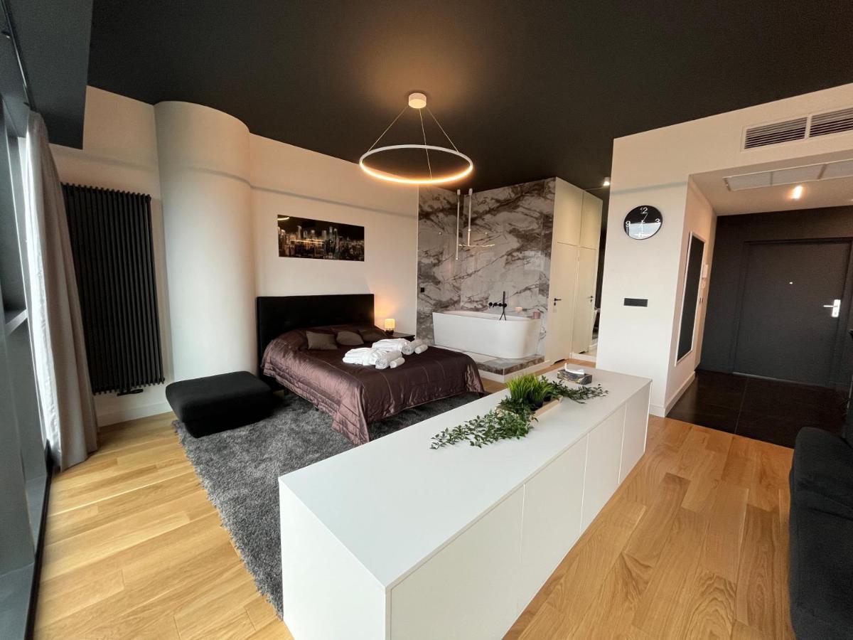 Hanza Tower - Luxurious Apartment 60M2 - 15Th Floor City View Szczecin Exteriör bild
