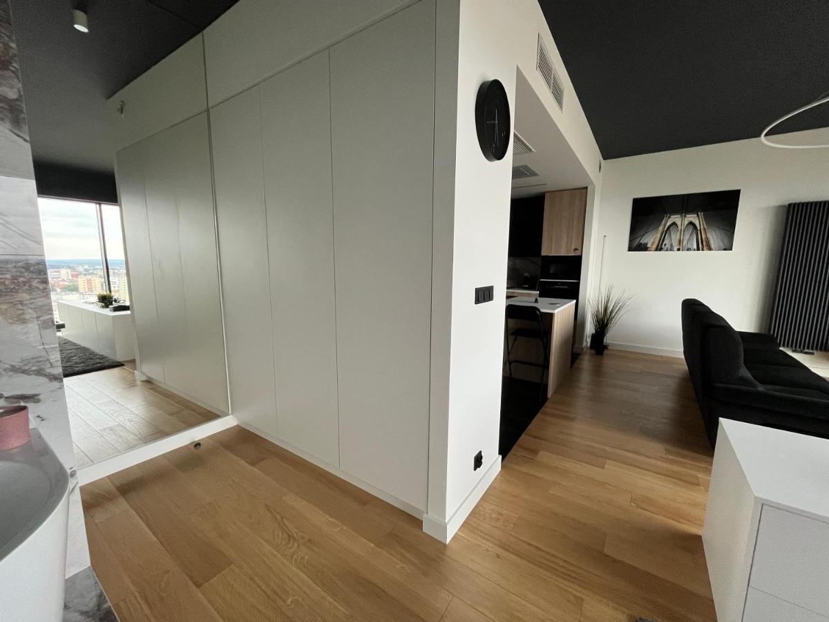 Hanza Tower - Luxurious Apartment 60M2 - 15Th Floor City View Szczecin Exteriör bild